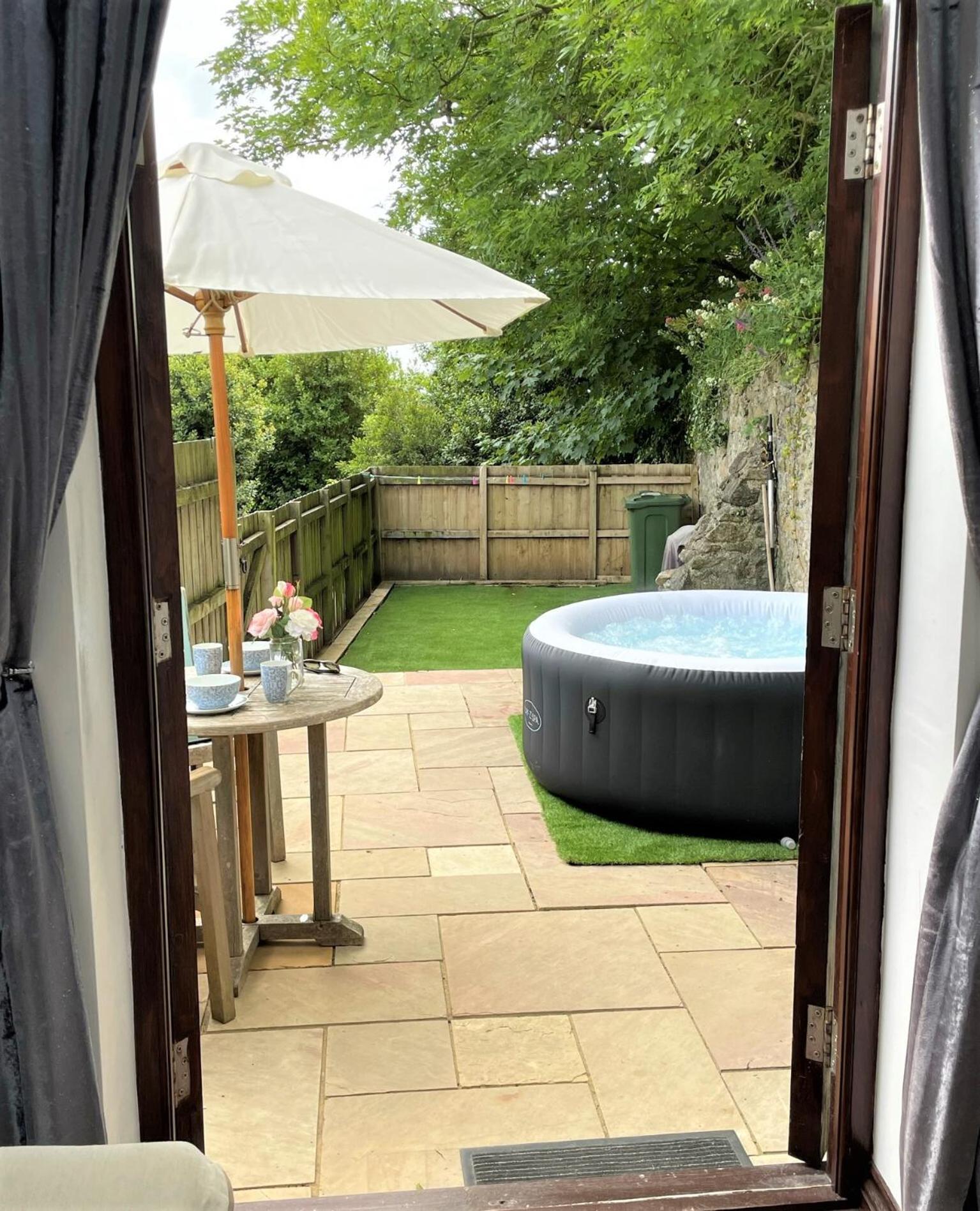 The Stables - Detached Cottage With Private Garden & Hot Tub St Austell Bagian luar foto